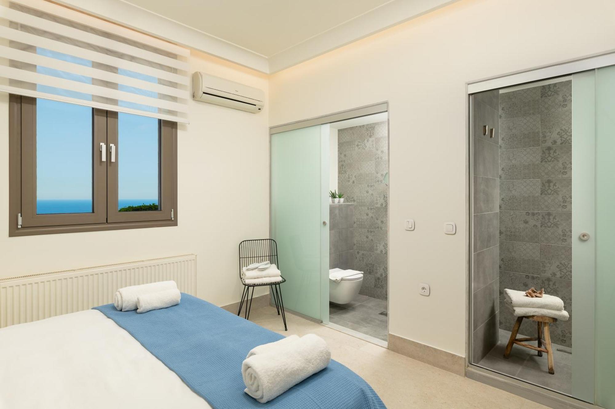Minimalist Mediterranean Blue Key Villa With Sea View & Infinity Heated Pool Αγία Πελαγία  Εξωτερικό φωτογραφία
